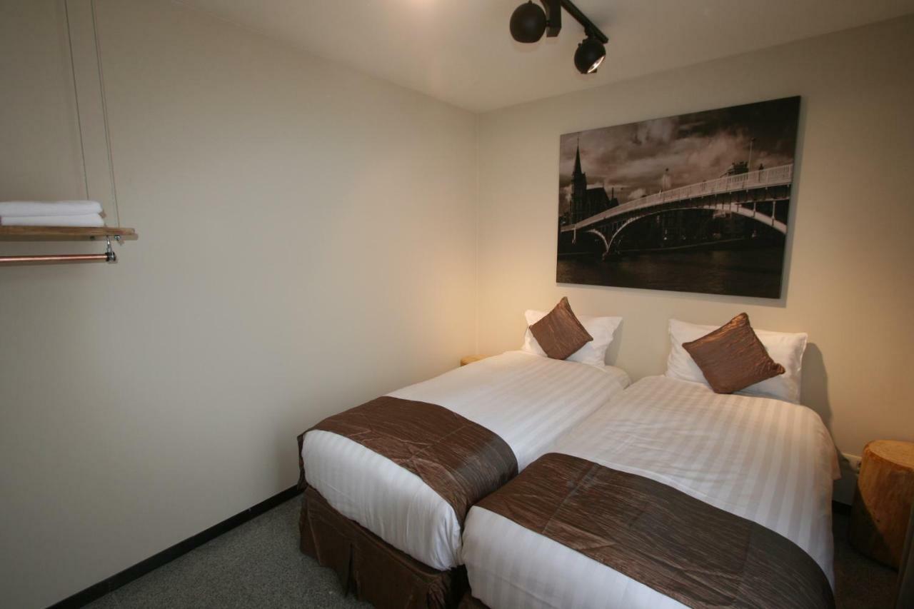 Amosa Liege City Centre Apart Regence 17 Екстериор снимка