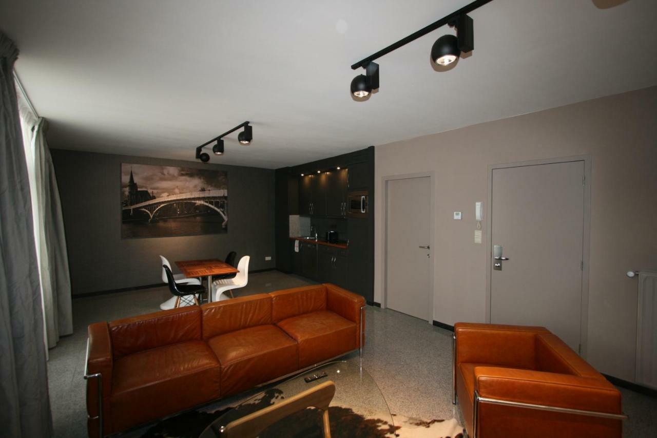 Amosa Liege City Centre Apart Regence 17 Екстериор снимка