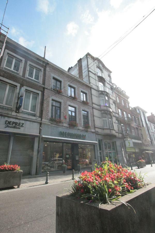 Amosa Liege City Centre Apart Regence 17 Екстериор снимка